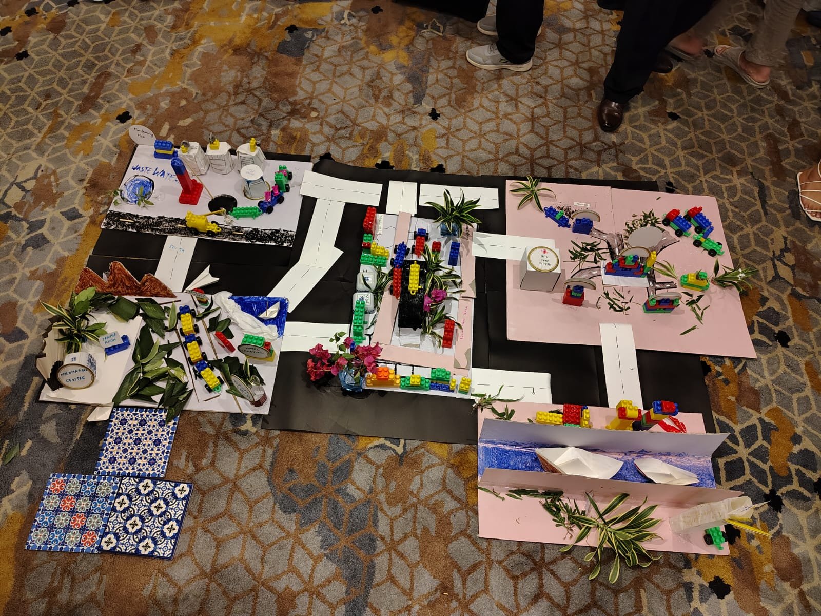 Build a city with Gotezu